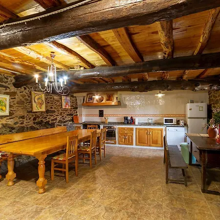 Casa Ruperto Kır Evi Doade